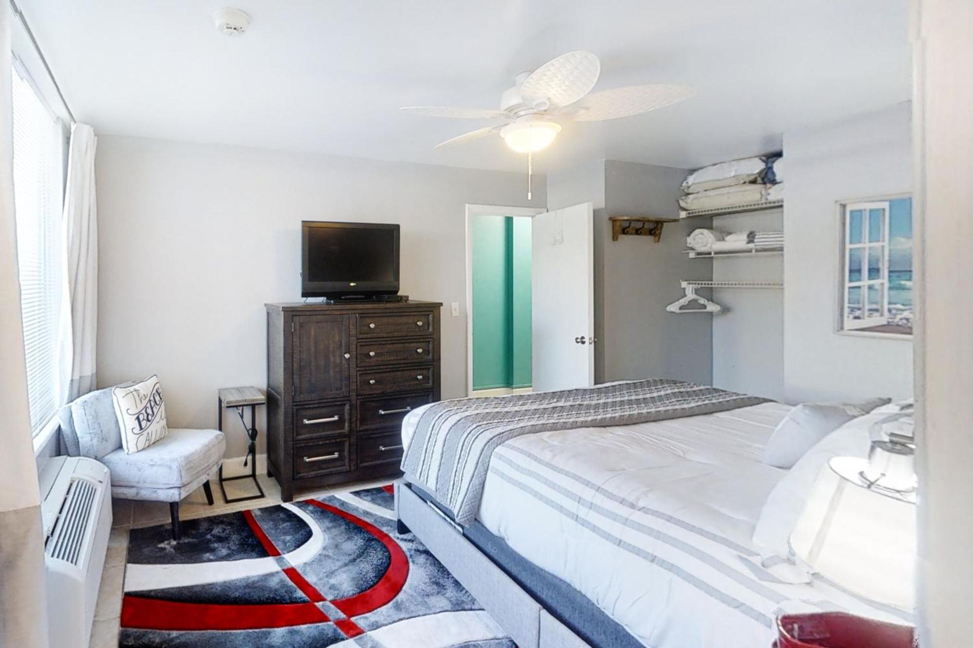 Ocean Jewel Condos Daytona Beach Room photo